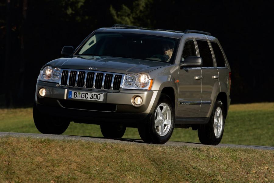  Jeep Grand Cherokee 2005 года  (фото 96 из 133)